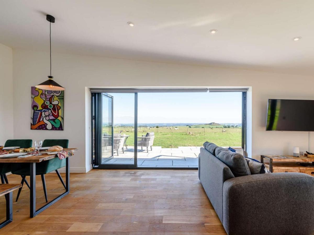 2-Bed Modern Bungalow - Outstanding Country Views Harrogate Bagian luar foto