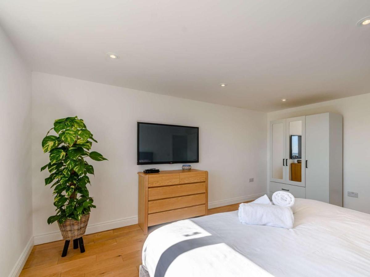 2-Bed Modern Bungalow - Outstanding Country Views Harrogate Bagian luar foto