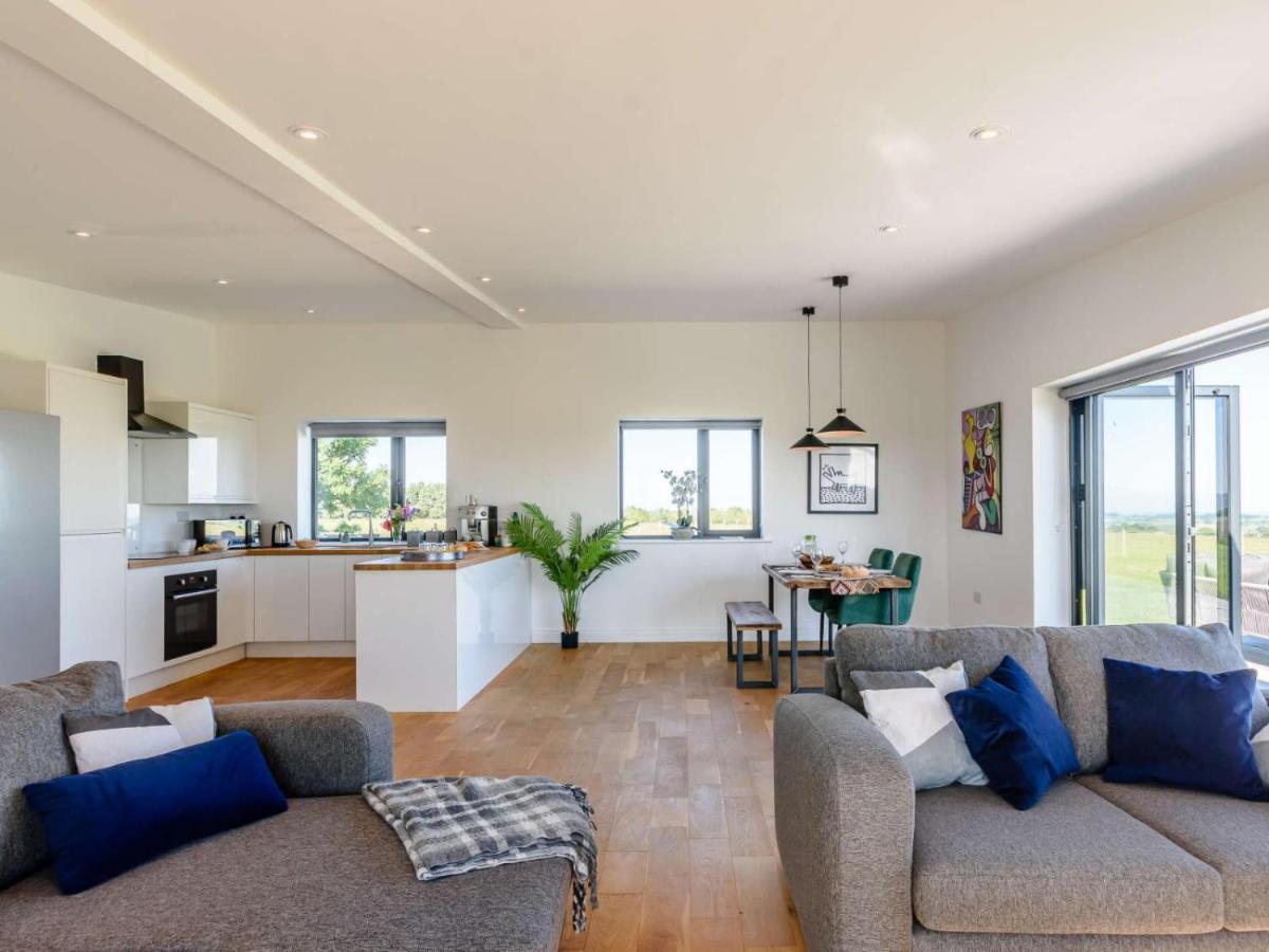 2-Bed Modern Bungalow - Outstanding Country Views Harrogate Bagian luar foto