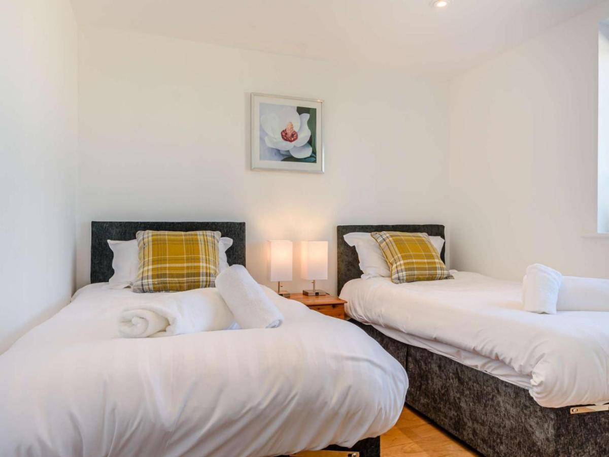 2-Bed Modern Bungalow - Outstanding Country Views Harrogate Bagian luar foto