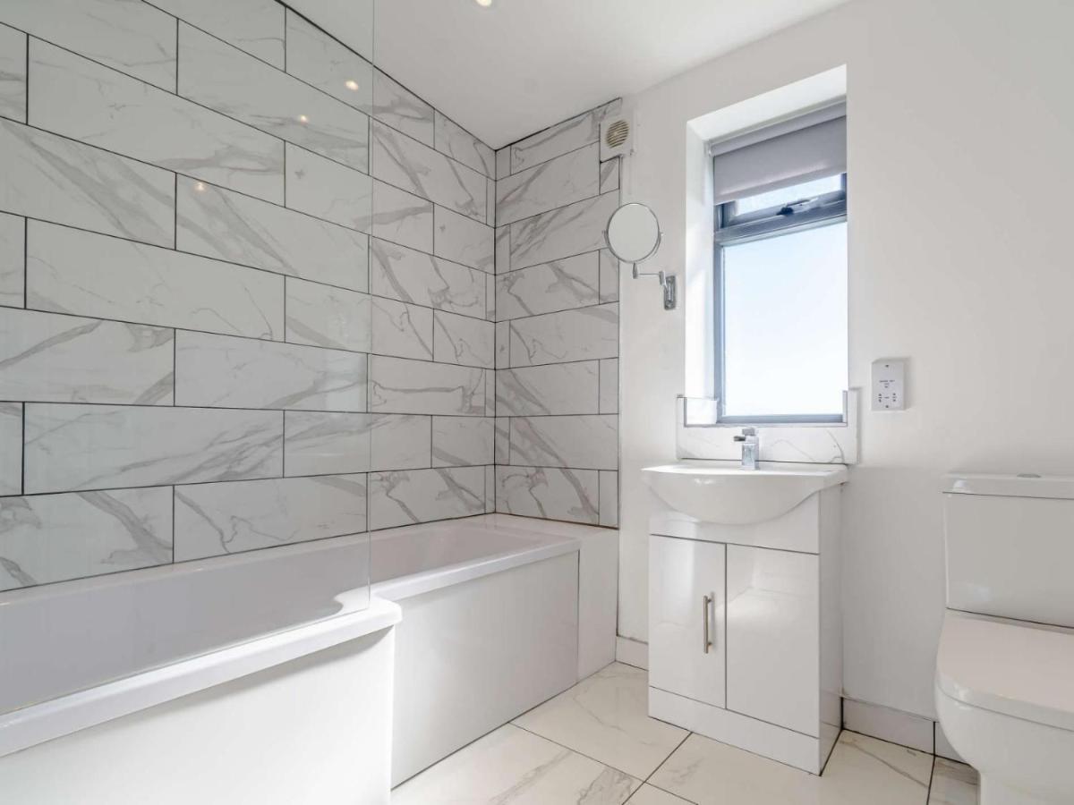2-Bed Modern Bungalow - Outstanding Country Views Harrogate Bagian luar foto